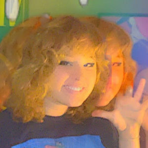 Meet your Posher, Madeline